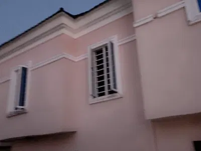1 Bed Apartment 22/24HRS Light Close to Bustop — Lekki, Lagos