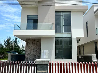 5 Bedroom Detached Duplex — Lekki, Lagos