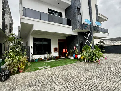 Exquisite 4 Bedroom Detached Duplex — Lekki, Lagos