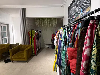 (Commercial Use) 4 Bedroom Terraced Duplex — Lekki Phase 1, Lekki, Lagos