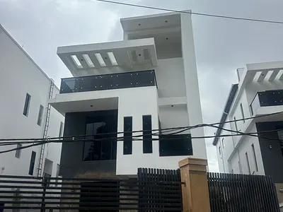 Newly Built to Taste Spacious 5 Bedroom Detached Duplex with BQ — Secured Estate in Adeniyi Jones, Adeniyi Jones, Ikeja, Lagos