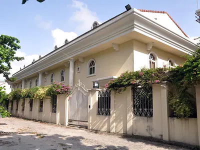 Fully Equipped 49-Room 4-Star Hotel — Ikoyi, Lagos
