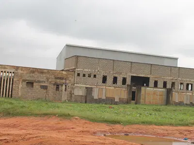 Uncompleted Warehouse Sitting on a Land of Approximately 7, 721SQM — Agbonmagbe Ibadan-Lagos Expressway, Sagamu, Ogun