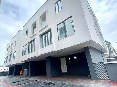 Luxury 5-Bedroom Semi Detach Duplex with a Pool — Ajah, Lagos