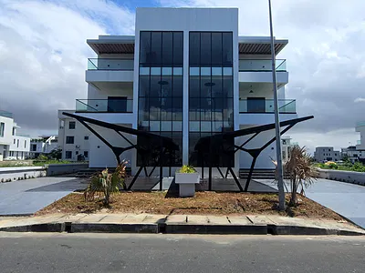 5 Bedroom House — Lekki, Lagos