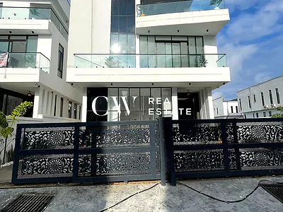 6 Bedroom Detached Duplex — Lekki, Lagos