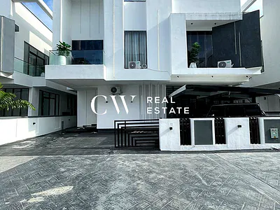 5 Bedroom Detached Duplex — Lekki, Lagos