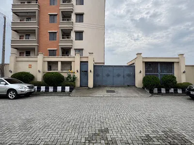1 Bedroom Mini Flat with Swimming Pool — V.I, Victoria Island (VI), Lagos
