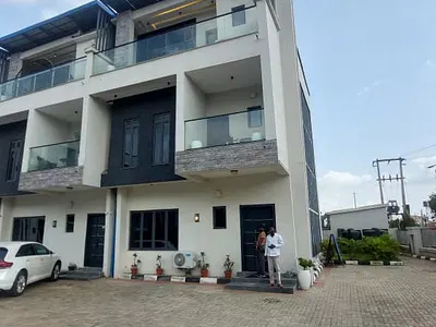 4 Bedroom Terraced Duplex — Jahi, Abuja