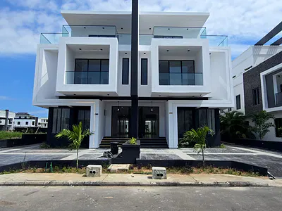 5 Bedroom House — Lekki, Lagos