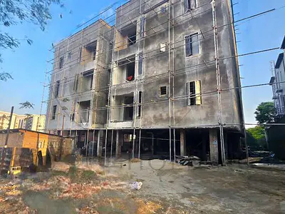 Spacious 3 Bedroom Apartment with Pool & BQ — Adeniyi Jones, Ikeja, Lagos