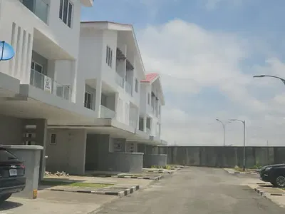 4 Bedroom Terraced Duplex — Lekki, Lagos