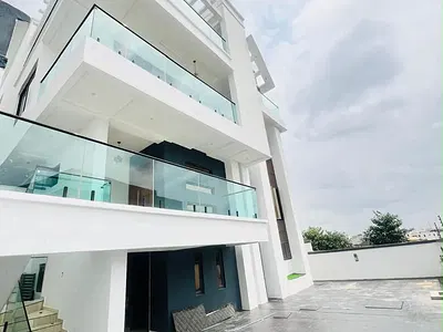 5 Bedroom Detached Duplex with Pool — GRA Phase 2, Magodo, Lagos