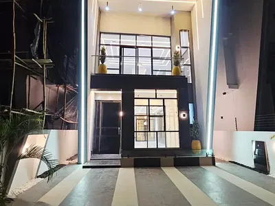 6 Bedroom Detached Duplex with Swimming Pool — Lekki, Lagos