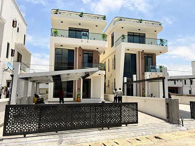 5 Bedroom Detached Duplex with Swimming Pool — Conservation, Lekki, Lagos