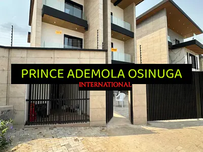 Newly Built 5 Bedroom Detached House with Pool — Ikoyi, Lagos