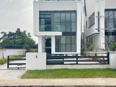 5 Bed Fully Detached Duplex with Pool, Open Rooftop Terrace, BQ — Ajah, Lagos