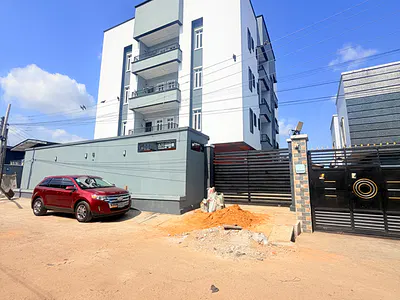 Newly Built 3 Bedroom Apartment with a Room BQ — Anthony, Maryland, Lagos