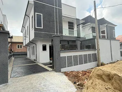 Well Finished 4 Bedrooms Fully Detached Duplex — GRA Phase 1, Magodo, Lagos