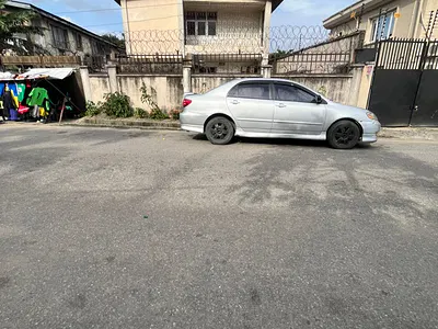 5 Bedroom Detached House in a Serene Neighborhood — Adeniran Ogunsaya, Surulere, Lagos