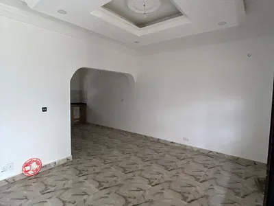 Spacious 1 Bedroom Mini Flat with Visitors Toilet & Inbuilt Gas Burner — Lekki, Lagos