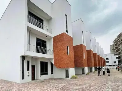 4 Bedroom Terrace House with BQ Pool & Gym — Lekki, Lagos