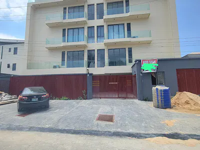 Newly Built Standard 2 Bedroom Apartment with Elevator — Lekki Phase 1, Lekki, Lagos