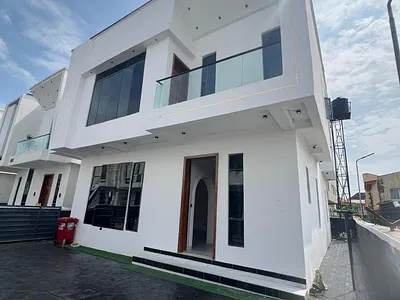 5 Bedroom Detached Duplex — Lekki, Lagos