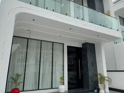 Contemporary 5 Bedrooms Fully Detached Duplex with BQ and Swimming Poo — VGC, Lekki Phase 1, Lekki, Lagos
