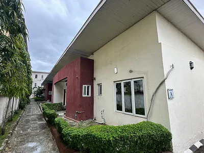 3 Bedroom Terraced Bungalow — Soutpointe Estate, Orchid Road, Lekki, Lagos