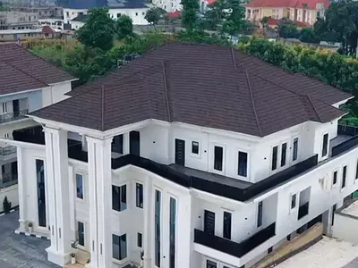 Luxury 7 Bedroom Detached Duplex with 2RM Bq;gym, Cinema, Elevator, S/Poo — Guzape District, Abuja