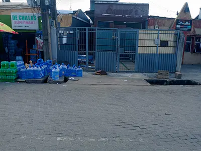2 Bedroom Detached Bungalow with Boys Quarters — Randle Ave Off Akerele, Surulere, Lagos