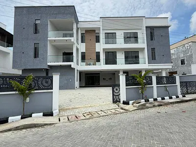 2 Bedroom Flat with Pool and Gym — Lekki, Lagos