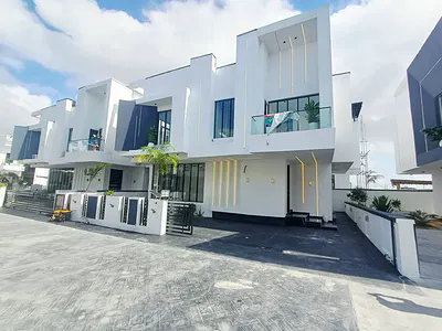 Luxury 5 Bedroom Detached Duplex with BQ — Lekki, Lagos