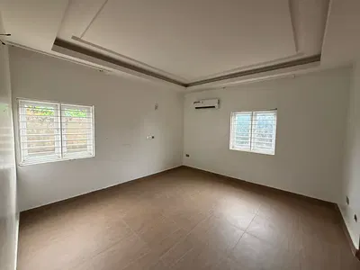 Luxury 2 Bedroom Apartment — Guzape District, Abuja
