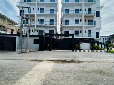 Spacious 1bedroom Apartment with Swimming Pool — Lekki, Lagos
