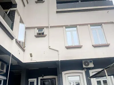 Beautiful 3 Bedroom Terrace Duplex with BQ Serviced — Lekki, Lagos