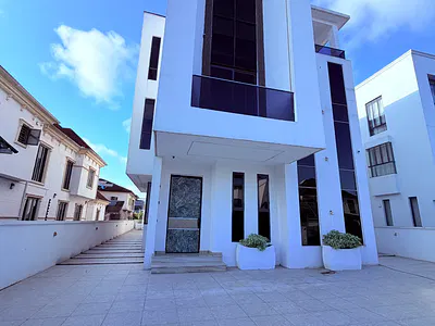 5 Bedroom Detached Duplex with Smart Home — Pinnock, Osapa, Lekki, Lagos