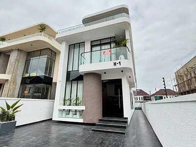 Gorgeous 5 Bedroom Detached Duplex with a BQ, Pool, — Lekki, Lagos