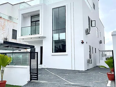 Beautiful 5 Bedroom Home — Osapa, Lekki, Lagos