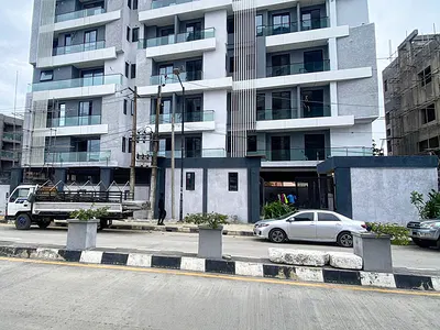 2 Bedroom Maisonette with Pool and Gym — Victoria Island (VI), Lagos