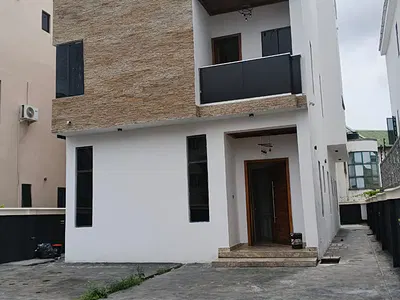 Magnificent 5 Bedroom Fully Detached Duplex Plus 1 Room BQ — Ikeja, Lagos