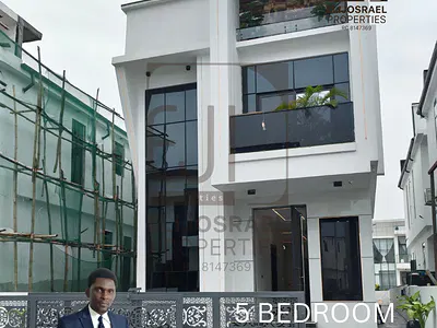 5 Bedroom Detached Duplex with Swimming Pool — Lekki, Lagos