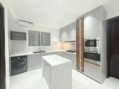 5 Bedroom Terrace Plus 1 BQ + Pool — Banana Island, Ikoyi, Lagos