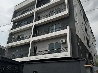 Fully Serviced 2bedroom Flat with Elevator, Swimming Pool, Ac — Lekki, Lagos