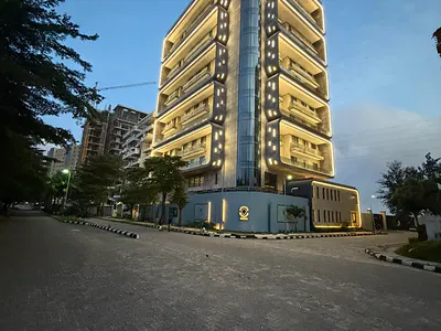 4 Bedrooms Maisonette Apartment House with 2 BQS — Ikoyi, Lagos