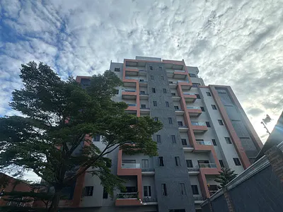 Luxurious 3-Bedroom Apartment + BQ Pool & Gym — Off Adeola Odeku, Victoria Island (VI), Lagos