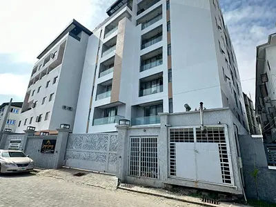 Luxury 3 Bedroom Penthouse Apartment with BQ, Elevator & Gym — Lekki Phase 1, Lekki, Lagos