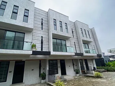 4 Bedroom — Lekki, Lagos