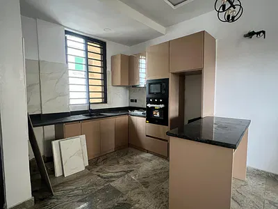 One Beroom Miniflat with Elevator — Lekki, Lagos